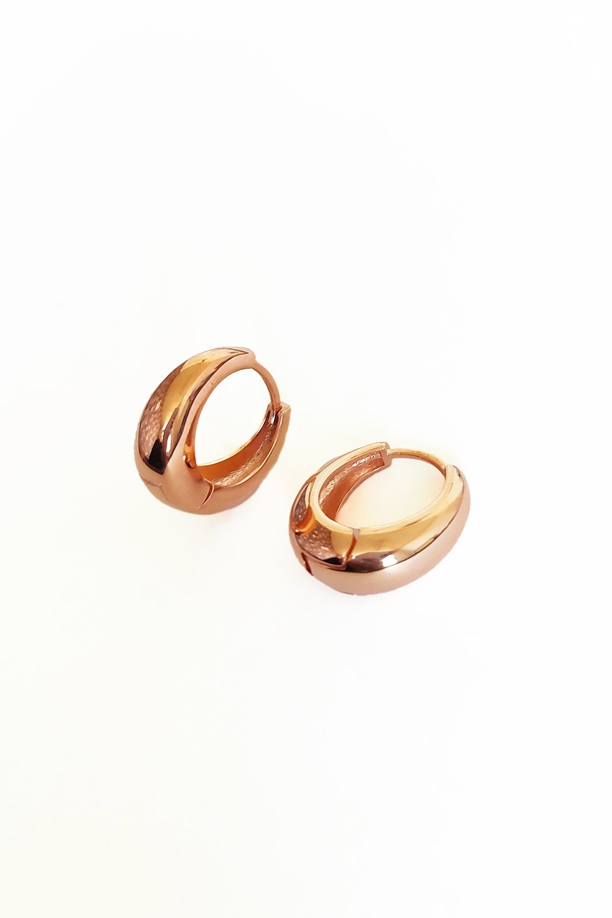 Stone Free Silver Oval Hoop Earrings