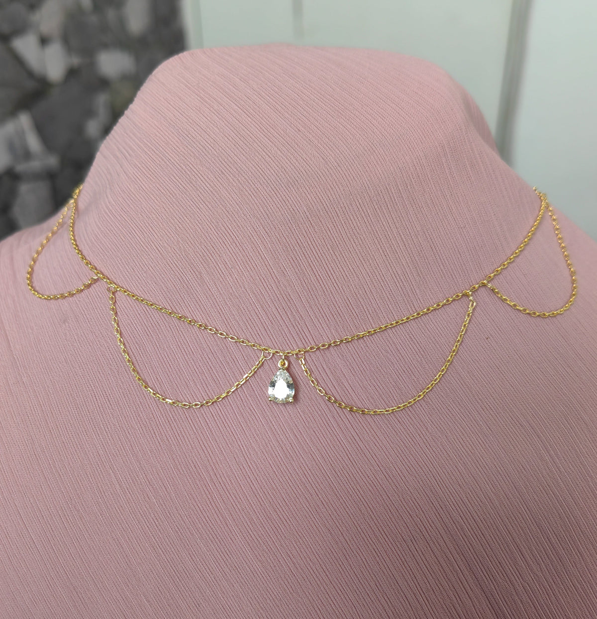 Modern 925 Silver Floating Solitaire Necklace – Minimal Everyday Jewelry