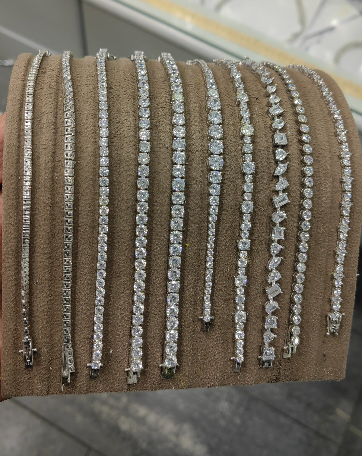 925 Sterling Silver Tennis Bracelet – Timeless & Sparkling Design